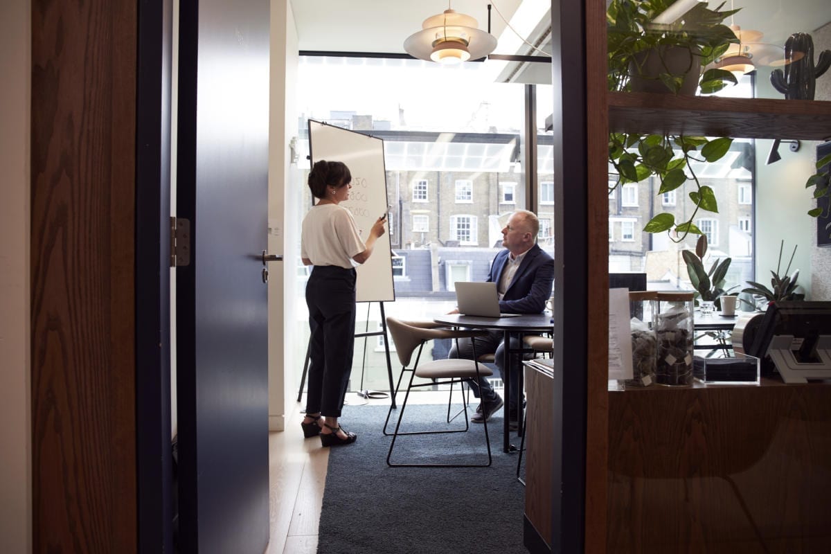 Change Order Template Review Checklist For US Startups And Small Businesses