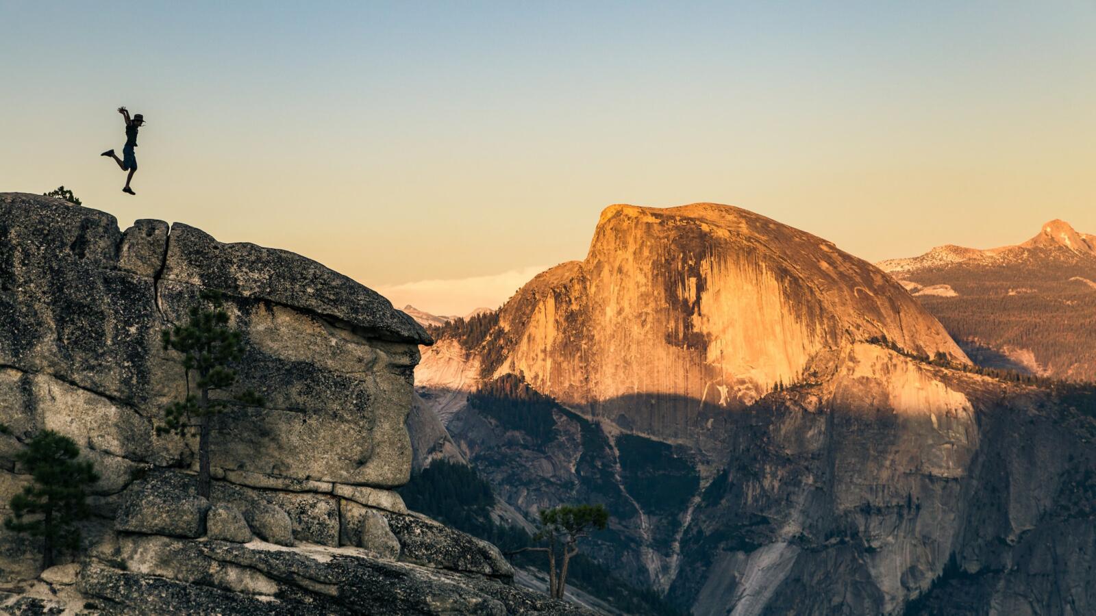 Volunteer Agreement Template vs Custom Drafting: Where Risk Can Hide