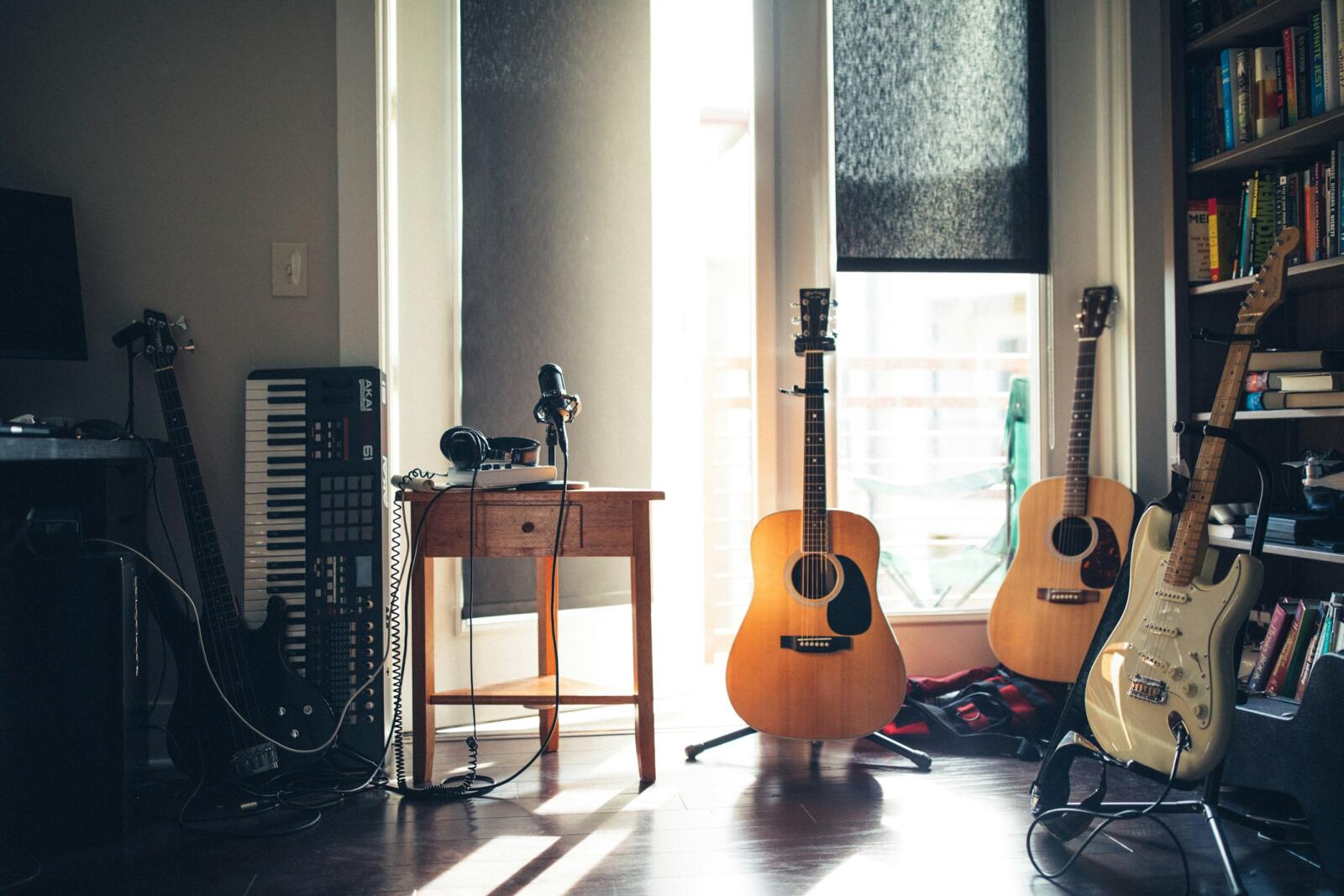 Music Distribution Agreement: When To Use One And What To Check